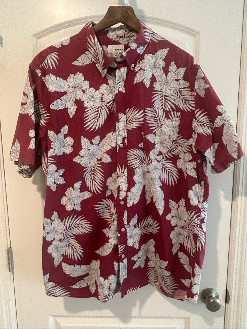 Short-Sleeve Floral Button-Down Shirt - Burgundy